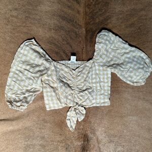 Cropped peasant style blouse Medium